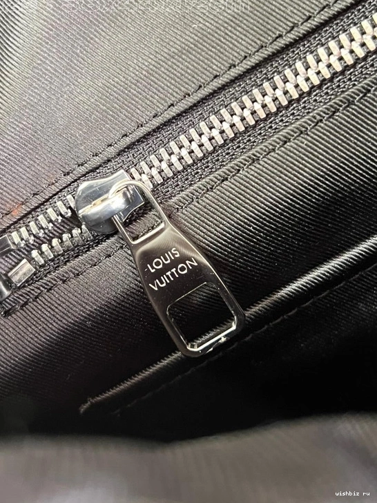 WIS Louis Christopher Vuitton MM-38*44*12.5CM Backpack 0906